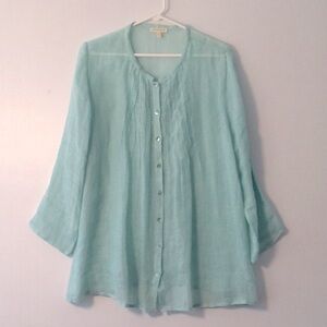 Light Aqua Button-Front Women’s Blouse
